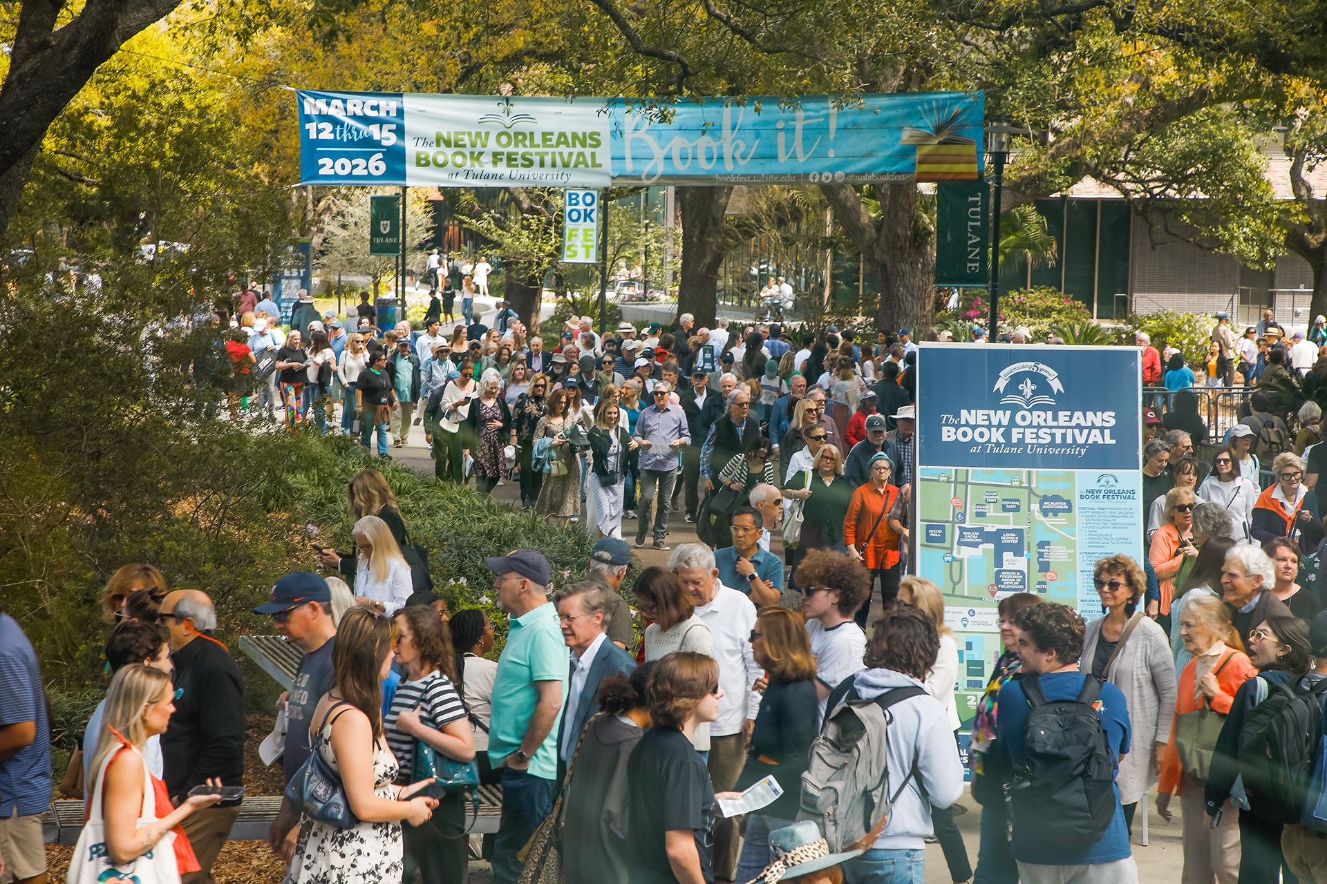 Crowd walks the promenade at the New Orleans Book Festival