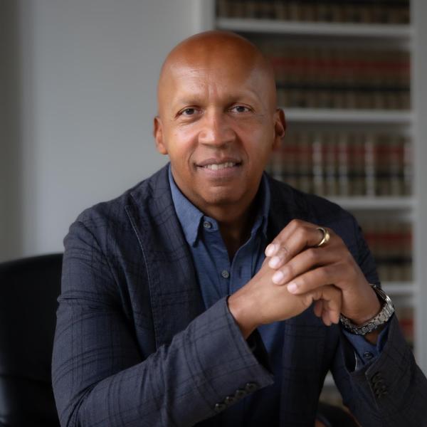 Headshot of Bryan Stevenson