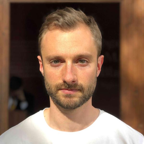 Adam Sandel headshot