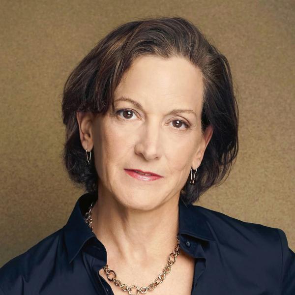 Anne Applebaum headshot