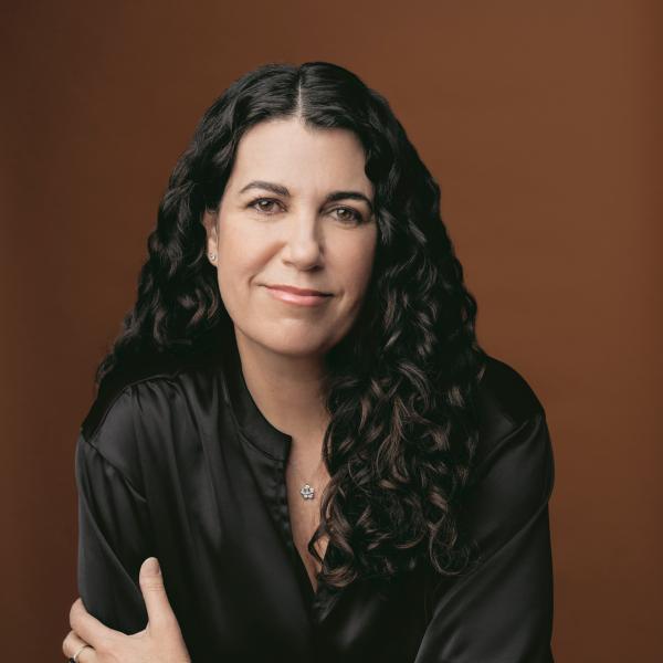 Heather Clark Headshot