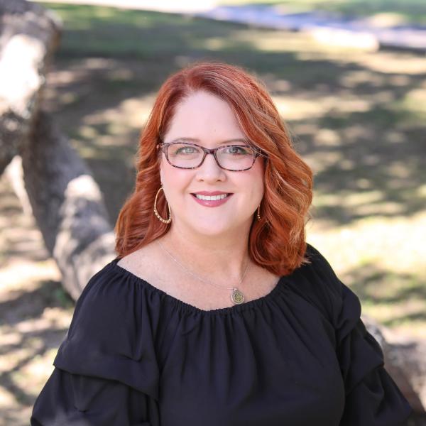 Juliette Cross Headshot