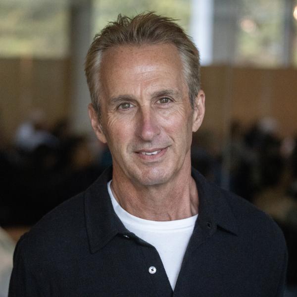 Dr. David Weill Headshot