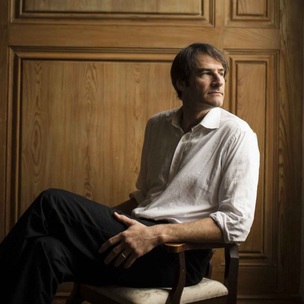 Thomas Beller Headshot