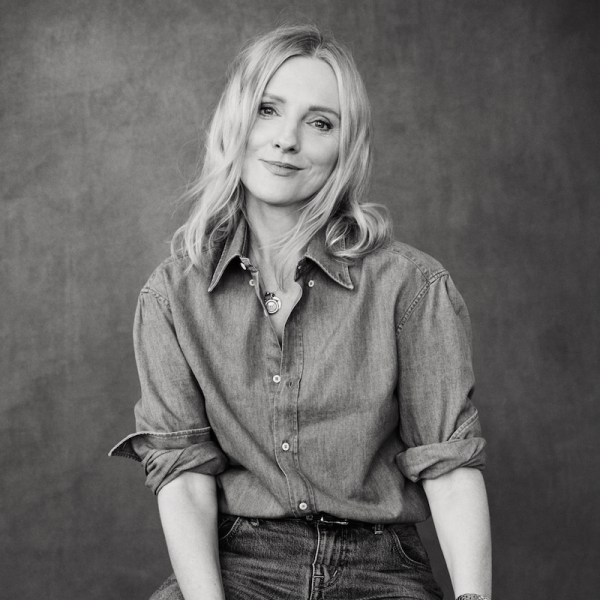 Laura Brown Headshot