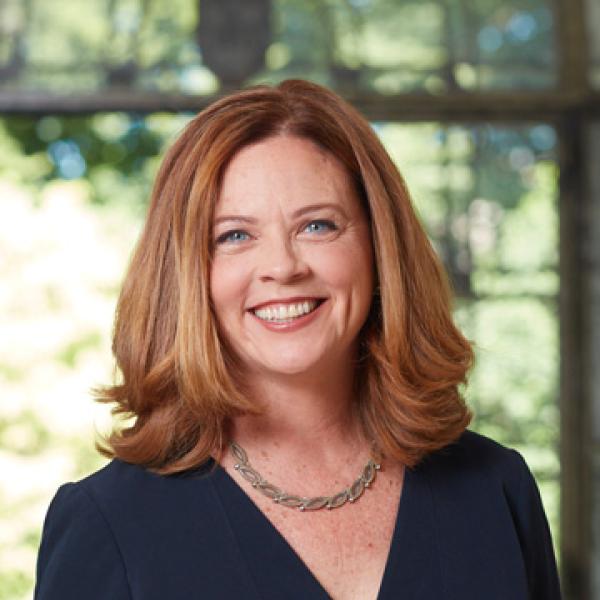 Tania Tetlow Headshot