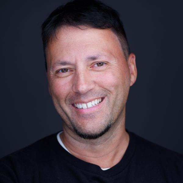 Gary Alipio Headshot