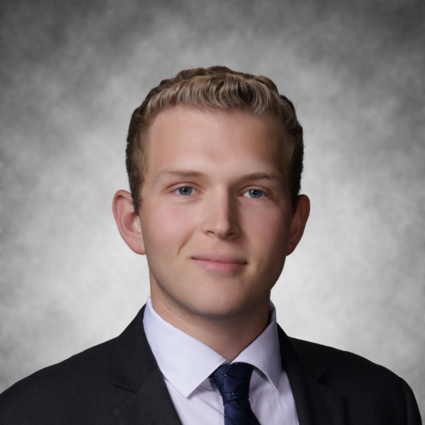 Zachary Warter Headshot