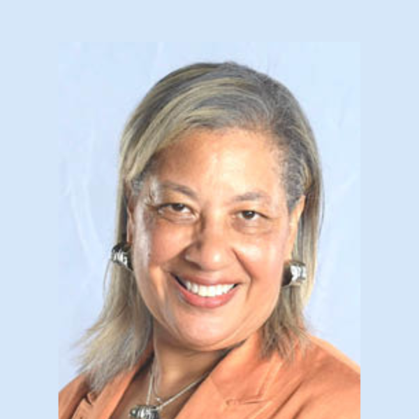 Tara Hernandez photo